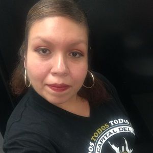 Meet your Posher, Lorena